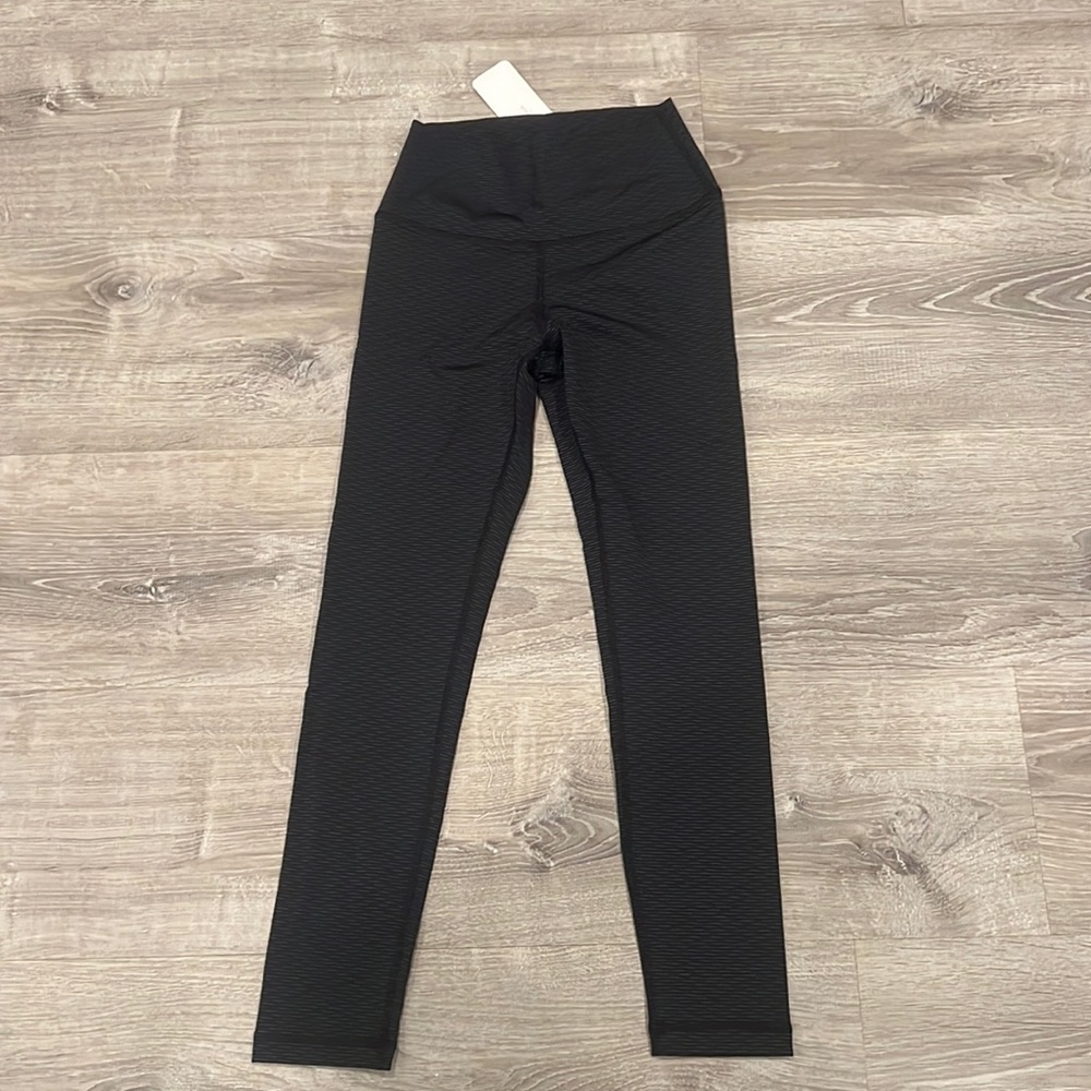 Women’s NWT CRZ YOGA Leggings size small